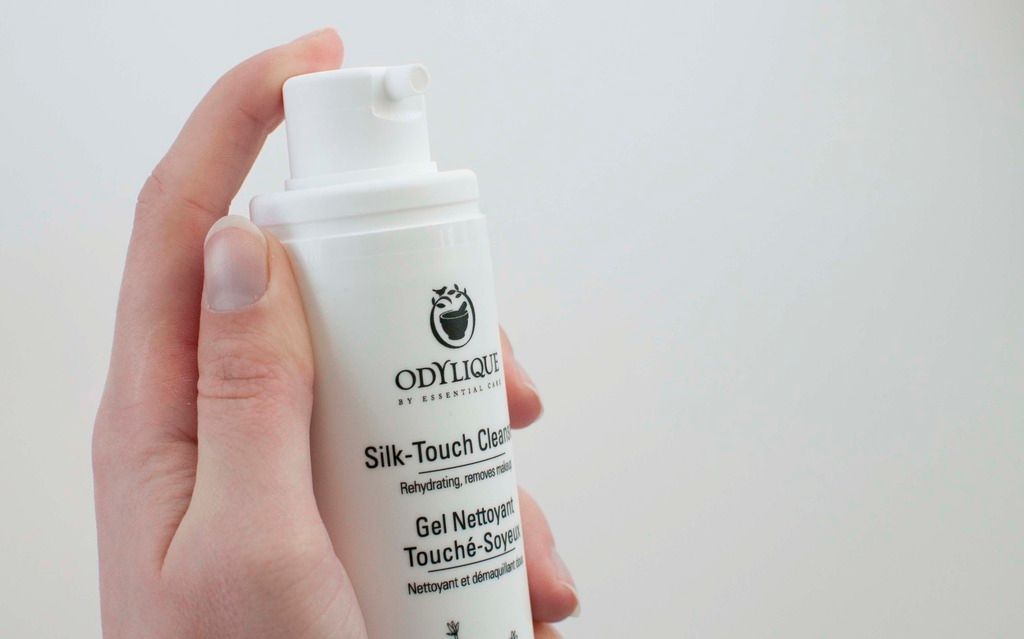 review odylique silk touch cleanser