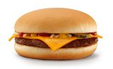 Berawal Dari Ketidaksengajaan Terciptalah Cheeseburger