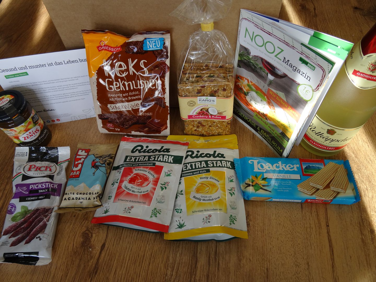 Brandnooz Box Oktober 2015 photo DSC02907_zps2rc7bspt.jpg