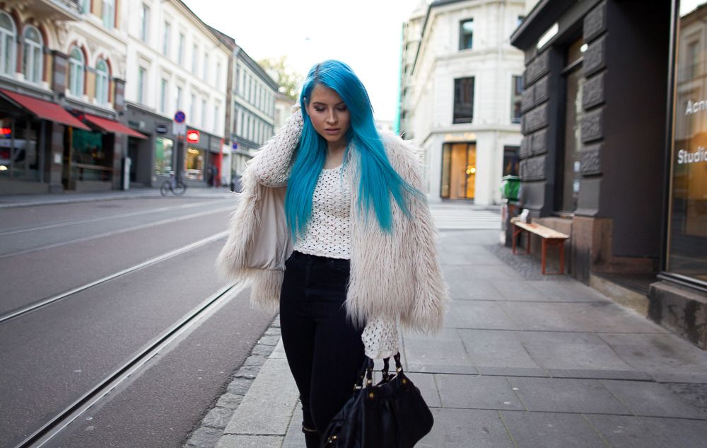  photo Faux fur blatt har blue hair-4_zpsf0babrvj.jpg