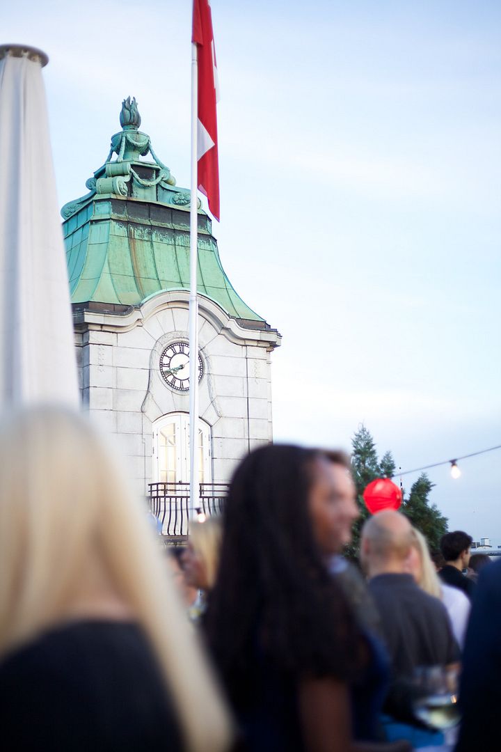  photo gato negro rooftop party oslo grand hotel-3_zpsdasuhrqb.jpg