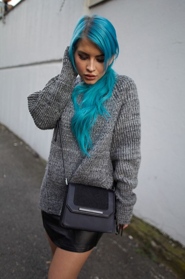  photo grey knit strikkegenser antrekk outfit-12_zpstq8wnyvl.jpg