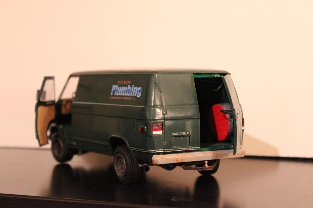 ModelVan5_zps2009c354.jpg