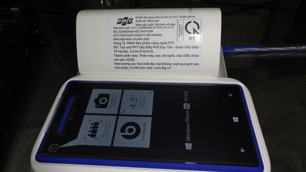 Điện thoại chính hãng HTC, Nokia, Samsung, BB new 100% fullbox