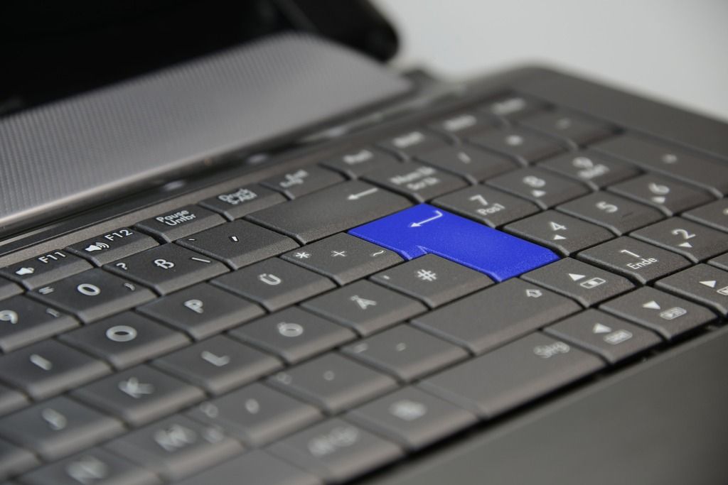 ilustrasi rusaknya keyboard laptop (sumber: Pixabay)